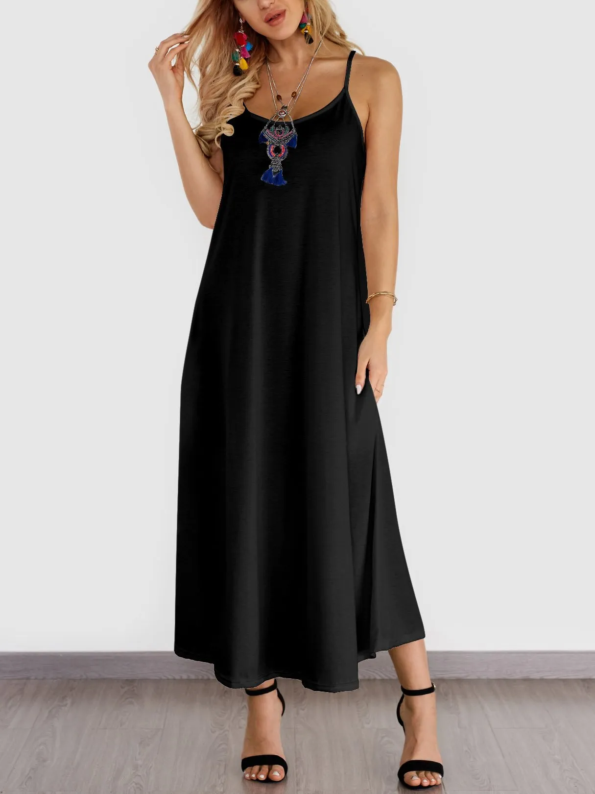 Wholesale Black Round Neck Off The Shoulder Sleeveless Plain Backless Side Pockets Maxi Dress