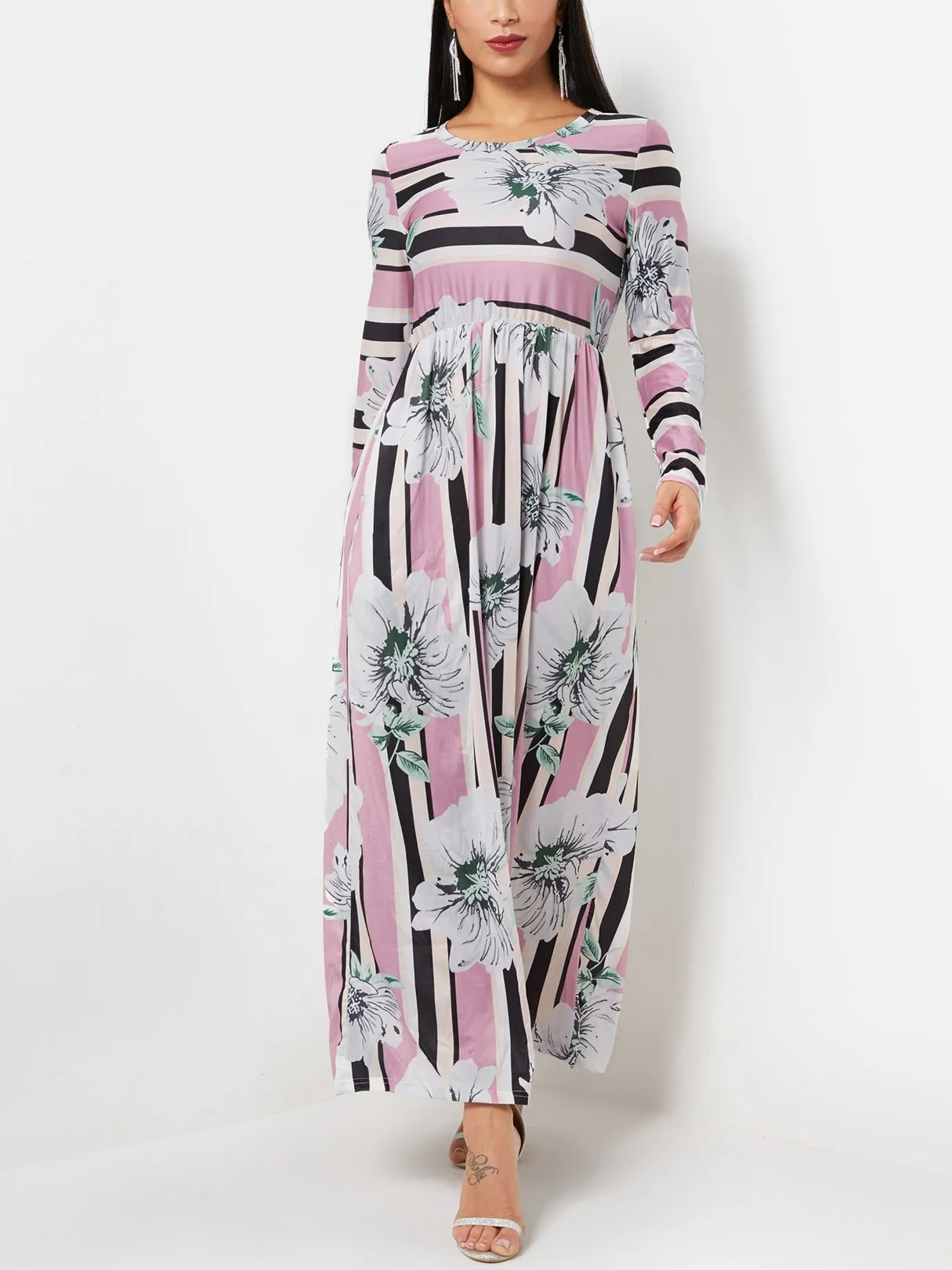 Wholesale Round Neck Long Sleeve Floral Print Side Pockets Flounced Hem Maxi Dress