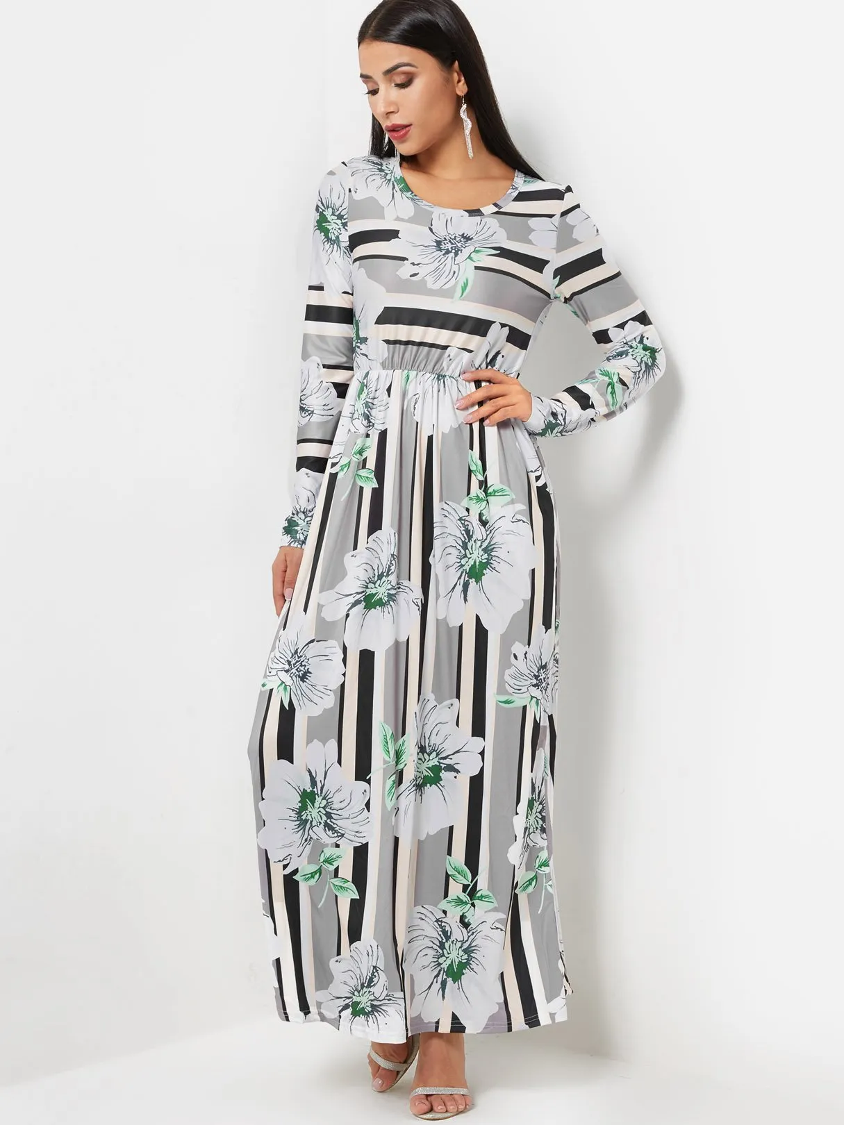 Wholesale Round Neck Long Sleeve Floral Print Side Pockets Flounced Hem Maxi Dress