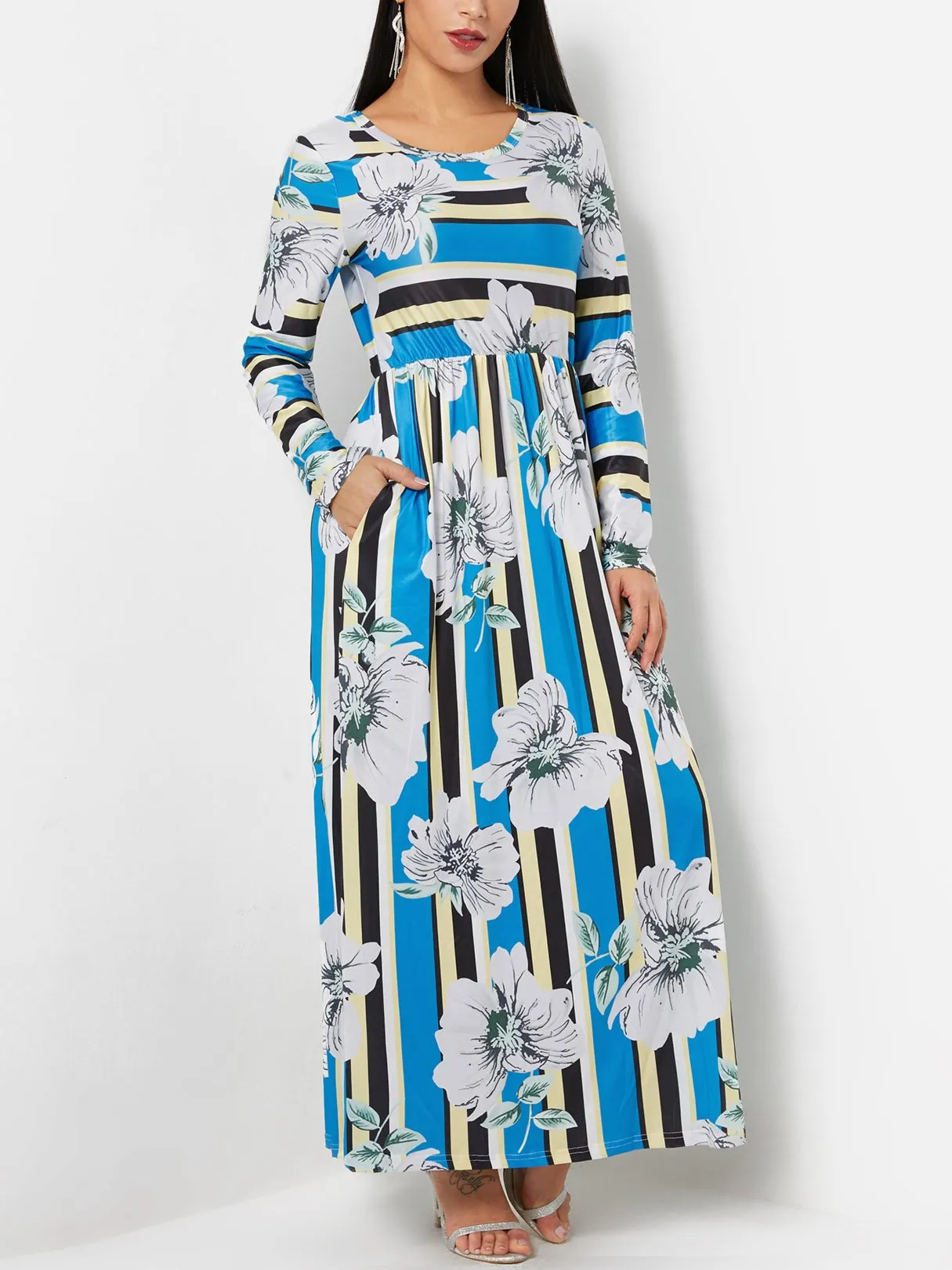 Wholesale Round Neck Long Sleeve Floral Print Side Pockets Flounced Hem Maxi Dress